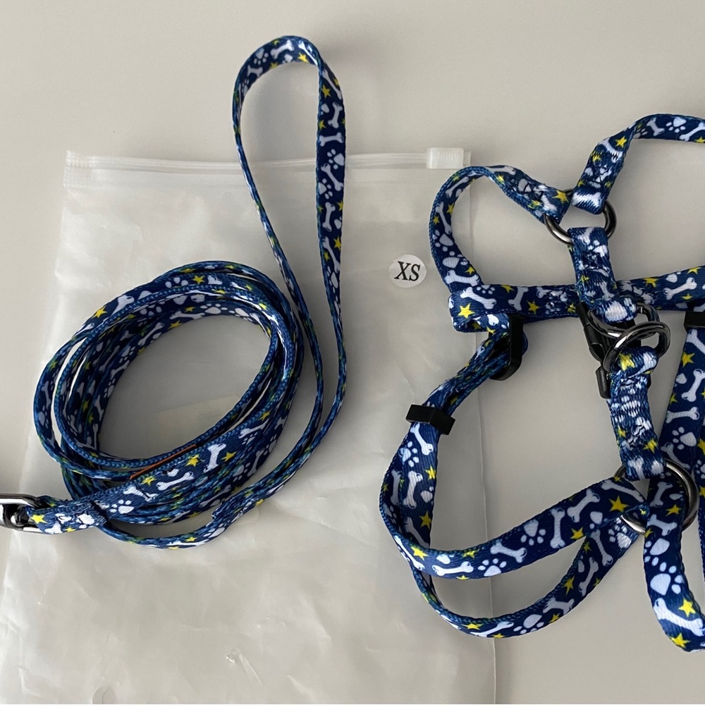 Blue color, star and bone pattern doggie harness/leash set